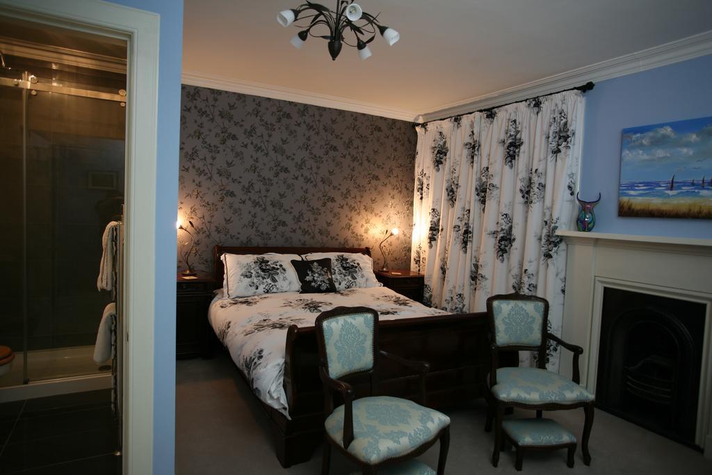 Netherfield House Bed And Breakfast Houston Room photo
